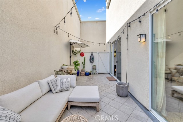 Detail Gallery Image 28 of 31 For 4242 Stansbury Ave #115,  Sherman Oaks,  CA 91423 - 2 Beds | 3 Baths