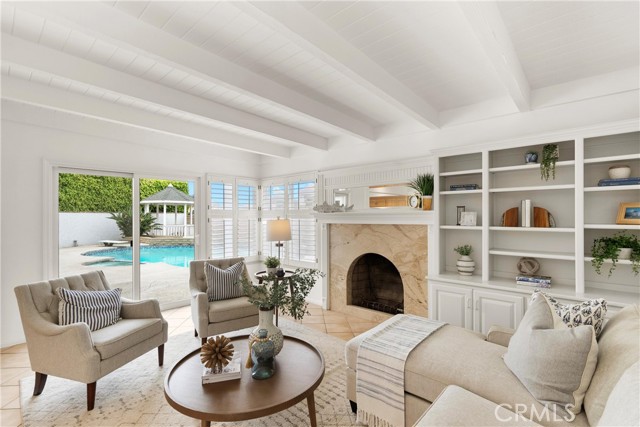 Detail Gallery Image 17 of 52 For 21941 Oceanview Ln, Huntington Beach,  CA 92646 - 4 Beds | 2/1 Baths
