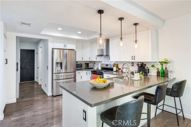 9740 Woodleaf Drive, Rancho Cucamonga CA: https://media.crmls.org/medias/ed37eda1-0a9c-4cc3-bc9c-ada5f07d7920.jpg