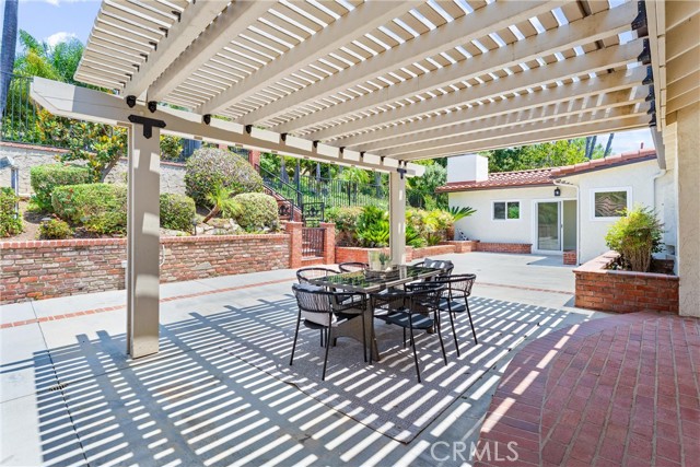 1929 Dorothea Road, La Habra Heights CA: https://media.crmls.org/medias/ed381965-7df8-47f5-8452-6974431969a1.jpg