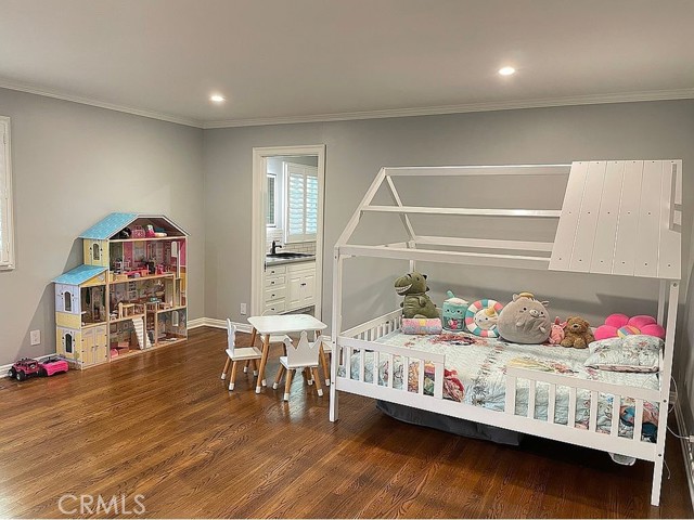 Detail Gallery Image 16 of 37 For 4217 Cedar, Long Beach,  CA 90807 - 4 Beds | 6 Baths