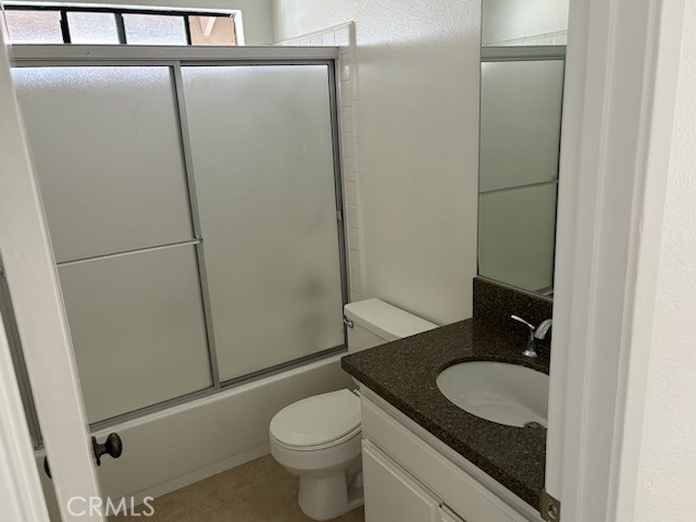 24 Woodgrove, Irvine CA: https://media.crmls.org/medias/ed398a37-e326-49a3-9407-78910bcdb047.jpg