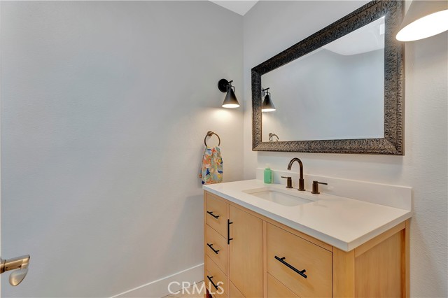 19325 Peachtree Lane, Huntington Beach CA: https://media.crmls.org/medias/ed39b25a-44dc-49b9-b853-7b86b33762a1.jpg