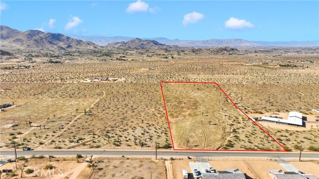 Detail Gallery Image 2 of 9 For 24625 Cahuilla Rd, Apple Valley,  CA 92307 - – Beds | – Baths