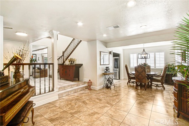 Detail Gallery Image 10 of 45 For 9111 Hidden Farm, Alta Loma,  CA 91737 - 4 Beds | 2/1 Baths