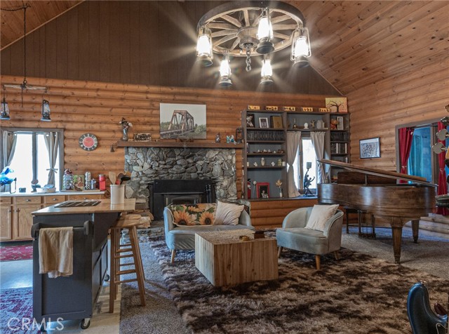 Detail Gallery Image 14 of 28 For 9408 Mill Dr, Forest Falls,  CA 92339 - 4 Beds | 4 Baths