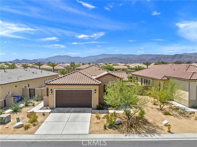 Front Image Thumbnail for CROC26084367