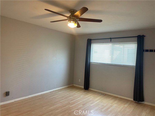 514 .5B Marigold Ave, Corona del Mar CA: https://media.crmls.org/medias/ed3bea75-f648-495e-ab02-6d550c2e4063.jpg