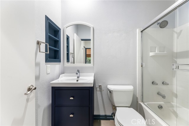 Detail Gallery Image 21 of 38 For 26939 Hillsborough Pkwy #23,  Valencia,  CA 91354 - 2 Beds | 2 Baths