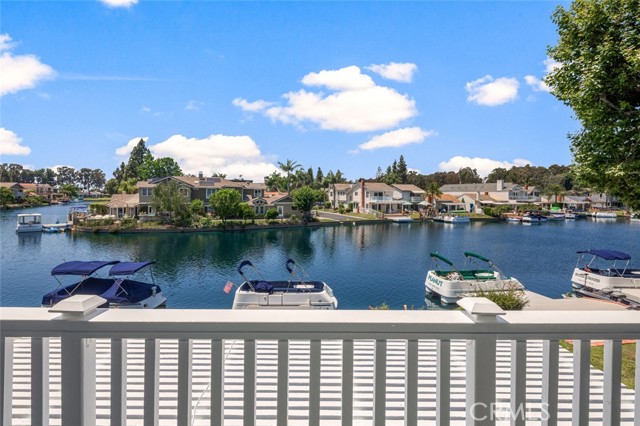 21761 Tahoe Lane, Lake Forest CA: https://media.crmls.org/medias/ed3ce681-e7a7-4e39-9f26-fc823e8a930f.jpg