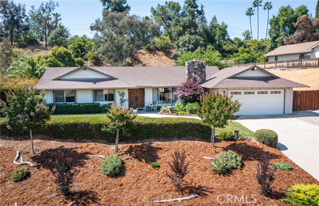 Detail Gallery Image 1 of 1 For 1355 Oak St, Redlands,  CA 92373 - 4 Beds | 1/1 Baths