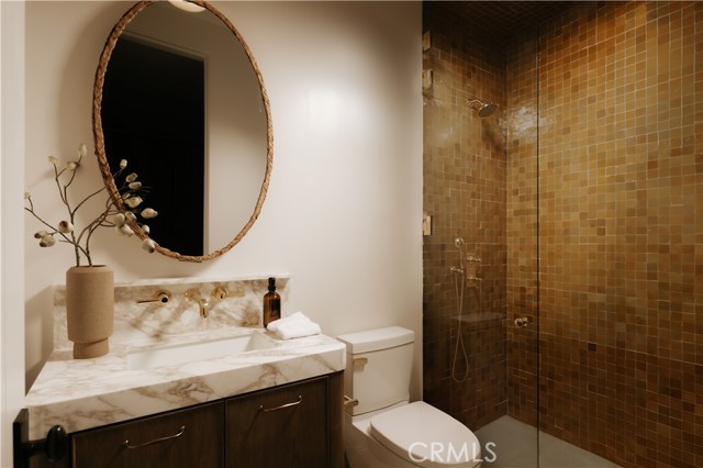 Detail Gallery Image 21 of 50 For 4748 Noble Ave, Sherman Oaks,  CA 91403 - 5 Beds | 5/1 Baths