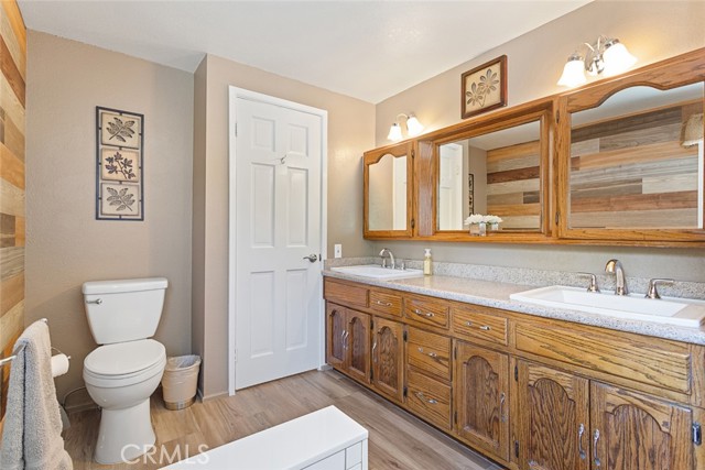 22666 Margarita Drive, Woodland Hills CA: https://media.crmls.org/medias/ed3df865-232c-441d-94c2-d35de3ce5251.jpg