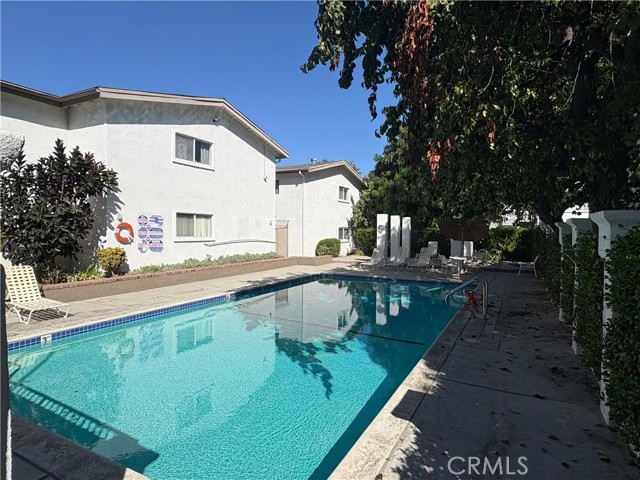 Detail Gallery Image 21 of 32 For 18619 Collins #F29,  Tarzana,  CA 91356 - 2 Beds | 2 Baths