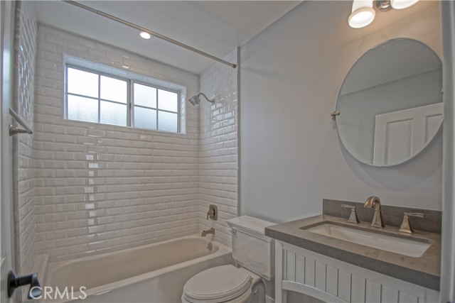 Detail Gallery Image 23 of 27 For 456 Ocean View Ave, Hermosa Beach,  CA 90254 - – Beds | – Baths