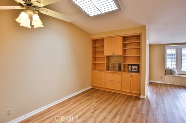 1240 Oakmont Dr, Seal Beach CA: https://media.crmls.org/medias/ed408ef1-041f-4303-9899-8e3e4fdefb4c.jpg