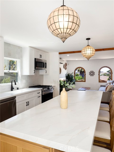 Detail Gallery Image 14 of 37 For 1336 Helen Dr, City Terrace,  CA 90063 - 2 Beds | 2 Baths