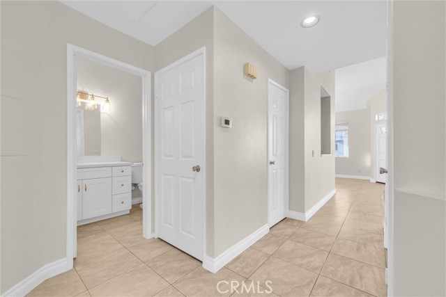 Detail Gallery Image 14 of 26 For 3160 Altura Cir #203,  Corona,  CA 92882 - 2 Beds | 2 Baths