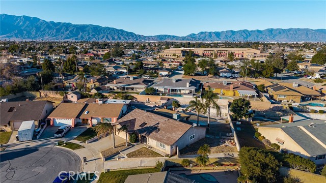 9061 Amber Court, Fontana, California 92335, 4 Bedrooms Bedrooms, ,2 BathroomsBathrooms,Single Family Residence,For Sale,Amber,CV25006791