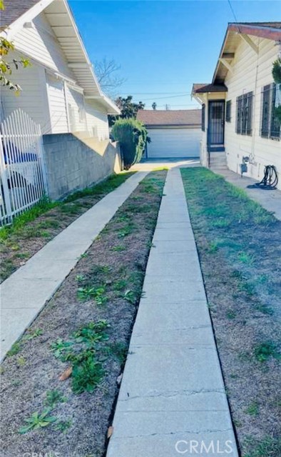 Detail Gallery Image 23 of 45 For 236 W 127th, Los Angeles,  CA 90061 - 2 Beds | 1 Baths