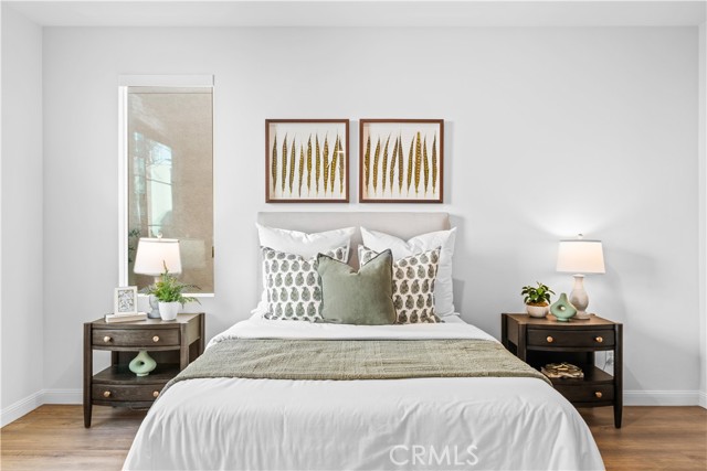 536 Cultivate, Irvine CA: https://media.crmls.org/medias/ed42cf43-f48f-40ee-8532-9df7302e7b2b.jpg