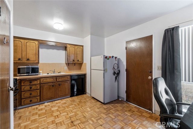 Image 21 of 44 For 4311 N Emerson