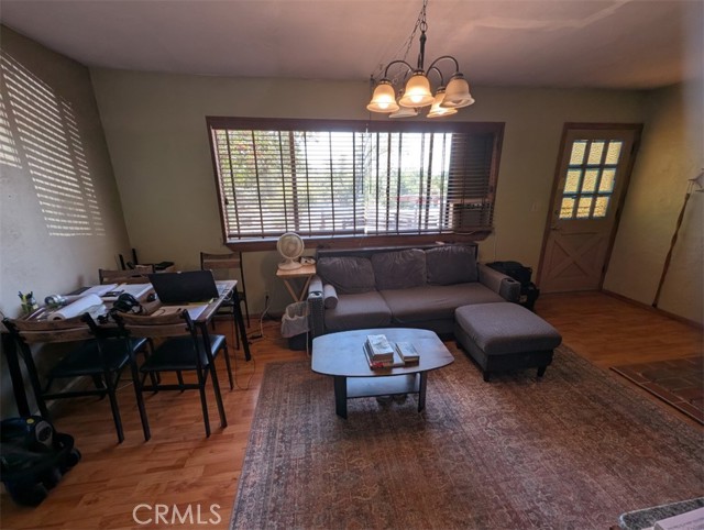 Detail Gallery Image 4 of 13 For 5650 Meadow Ln, Mariposa,  CA 95338 - 2 Beds | 1 Baths