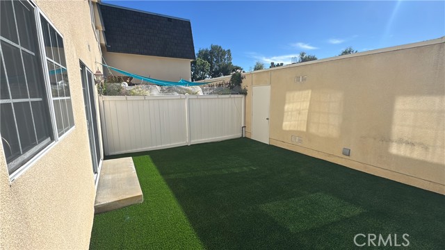 Detail Gallery Image 15 of 15 For 19110 Kittridge St, Reseda,  CA 91335 - 3 Beds | 1/1 Baths