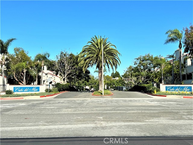 5032 Dorado Dr #204, Huntington Beach, CA 92649