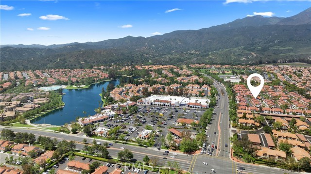 8 Geranium, Rancho Santa Margarita CA: https://media.crmls.org/medias/ed4431a2-a908-48f2-b72c-0785664075d1.jpg