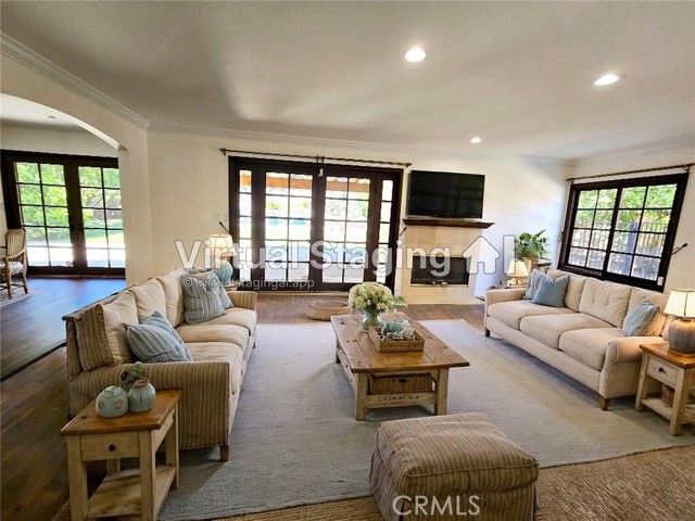 19613 Hiawatha Street, Chatsworth CA: https://media.crmls.org/medias/ed450485-081a-4f97-993b-a9682fdc9c49.jpg