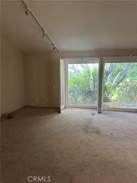 23135 Park Contessa, Calabasas CA: https://media.crmls.org/medias/ed4633b6-a5e9-4fa3-8900-d1466845cae1.jpg