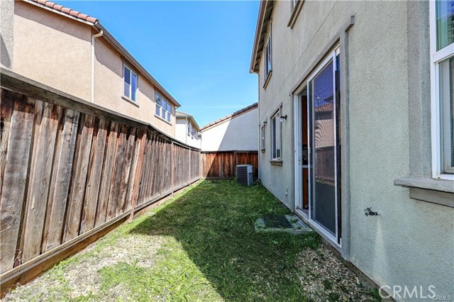 Detail Gallery Image 44 of 46 For 17385 Stone Celler Way, Lathrop,  CA 95330 - 4 Beds | 3 Baths