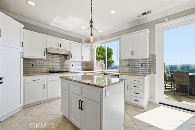 Detail Gallery Image 9 of 54 For 26 Monstad St, Aliso Viejo,  CA 92656 - 3 Beds | 3 Baths