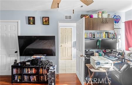 Detail Gallery Image 29 of 37 For 15503 Benfield Ave, Norwalk,  CA 90650 - 4 Beds | 2 Baths