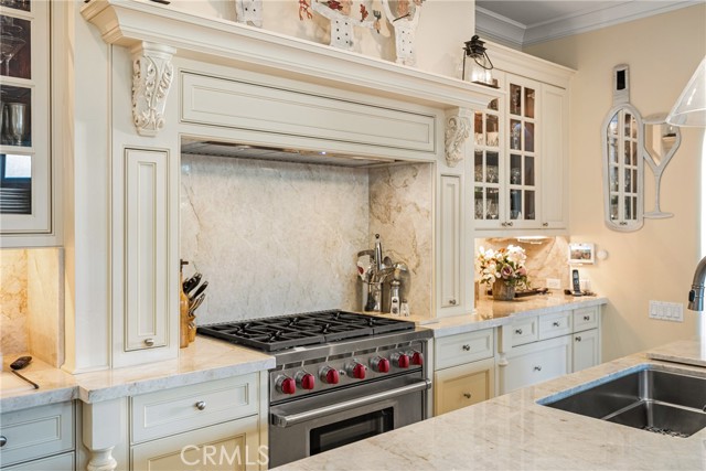 Detail Gallery Image 13 of 50 For 3222 Clay St, Newport Beach,  CA 92663 - 3 Beds | 2/1 Baths