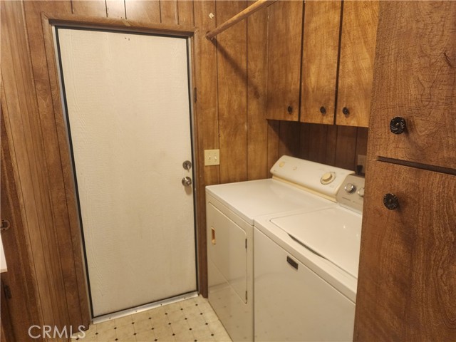 Image 4 of 23 For 10383 Larkin Road 50