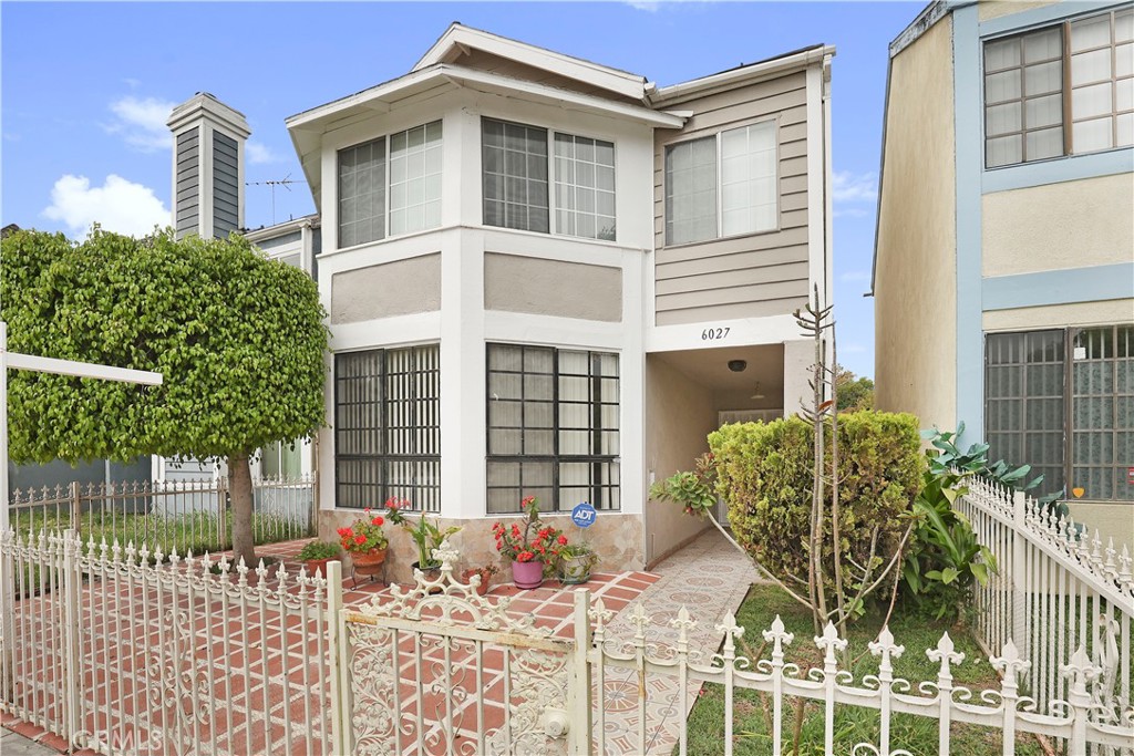 6027 Rugby Avenue, Huntington Park, CA 90255