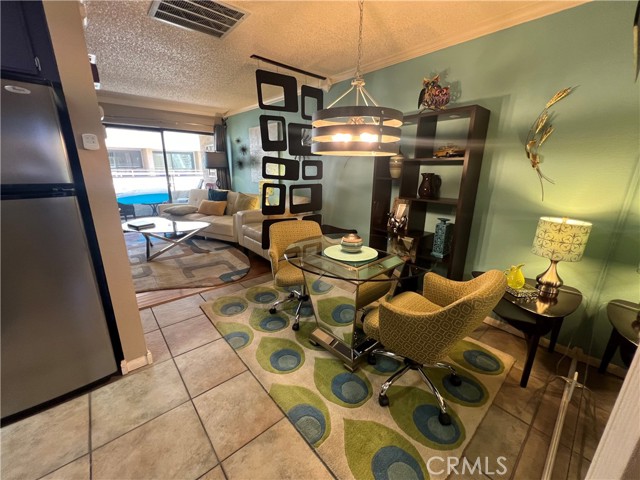 Detail Gallery Image 8 of 32 For 470 S Calle Encilia #B11,  Palm Springs,  CA 92262 - 1 Beds | 1 Baths