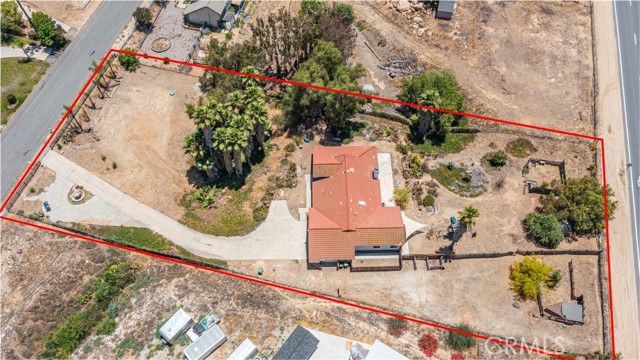 Detail Gallery Image 37 of 38 For 18085 Golden Leaf Ln, Woodcrest,  CA 92504 - 4 Beds | 3 Baths