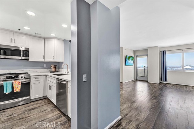 Detail Gallery Image 4 of 33 For 525 E Seaside Way #1504,  Long Beach,  CA 90802 - 2 Beds | 2 Baths