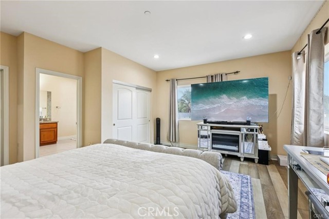 Detail Gallery Image 16 of 34 For 204 E 121st, Los Angeles,  CA 90061 - 5 Beds | 4 Baths