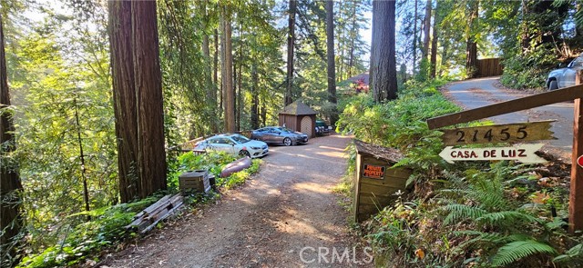 21455 Delta Way, Monte Rio CA: https://media.crmls.org/medias/ed4c0ad3-3aff-4f09-b93a-ba3ec4c5a169.jpg