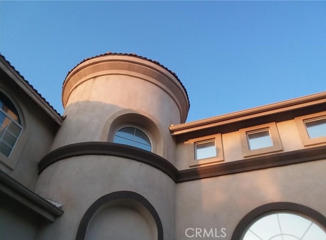 Front Image Thumbnail for CRIV26016751