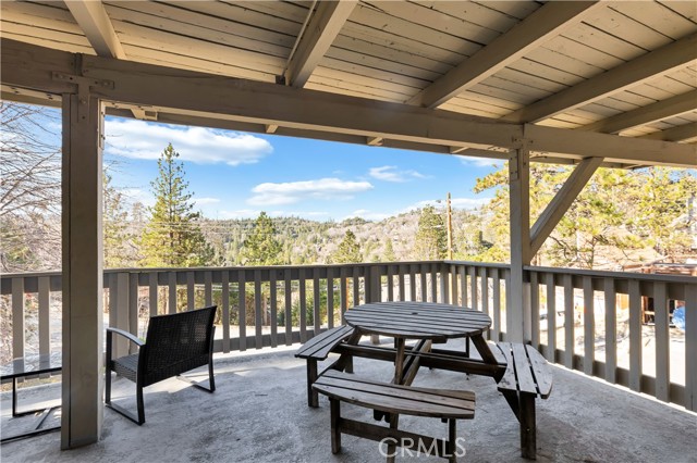 Detail Gallery Image 20 of 33 For 27814 North Bay, Lake Arrowhead,  CA 92352 - 4 Beds | 3/1 Baths