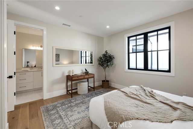 Detail Gallery Image 64 of 75 For 1820 9th St, Manhattan Beach,  CA 90266 - 6 Beds | 6/1 Baths