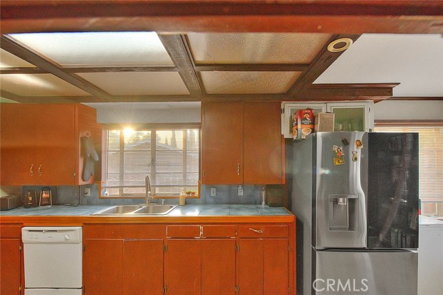 Detail Gallery Image 18 of 48 For 18087 San Bernardino, Bloomington,  CA 92316 - 3 Beds | 1/1 Baths