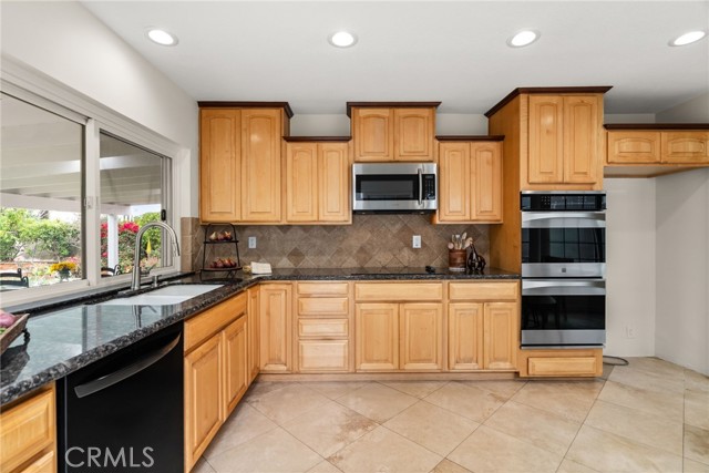 Detail Gallery Image 9 of 41 For 1902 E Eucalyptus Ln, Brea,  CA 92821 - 3 Beds | 2 Baths