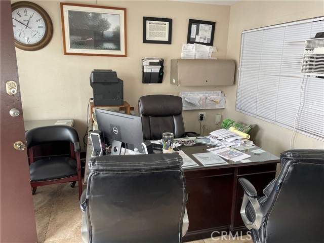 11840 E carson Street, Hawaiian Gardens CA: https://media.crmls.org/medias/ed4ddd9f-0545-4598-ad50-c84f56e38f54.jpg