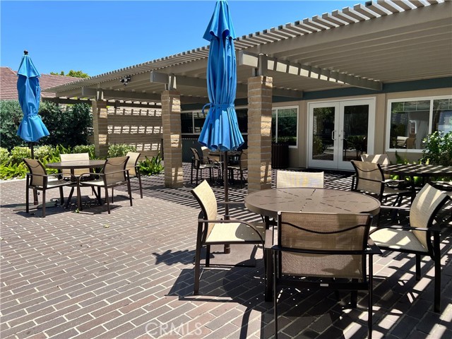 5111 Alder, Irvine CA: https://media.crmls.org/medias/ed4e338f-8e21-492c-908f-2de2934e93c7.jpg